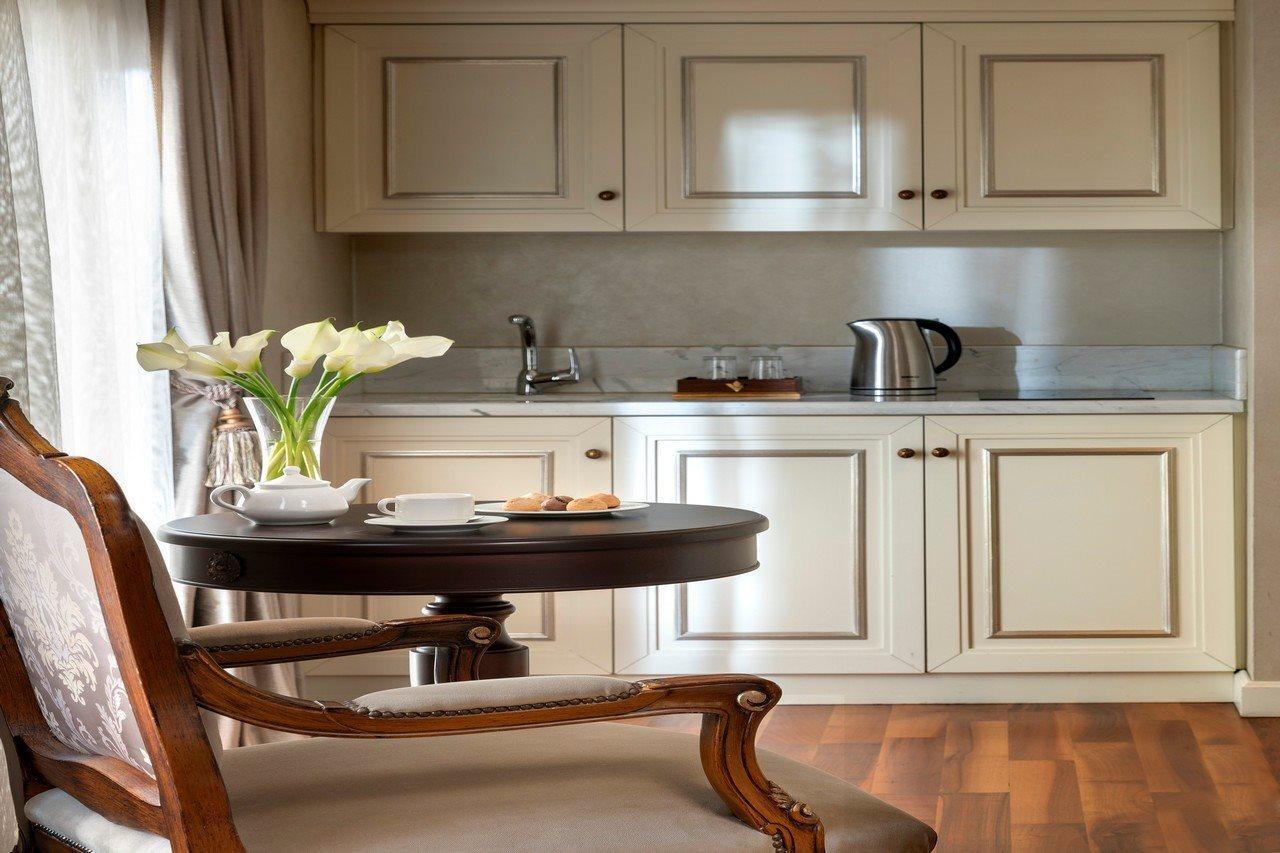 Hotel Rixos Pera Estambul Exterior foto A kitchen at the Mandarin Oriental, Milan