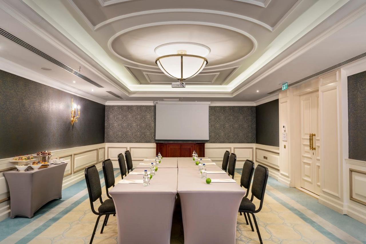 Hotel Rixos Pera Estambul Exterior foto Meeting room