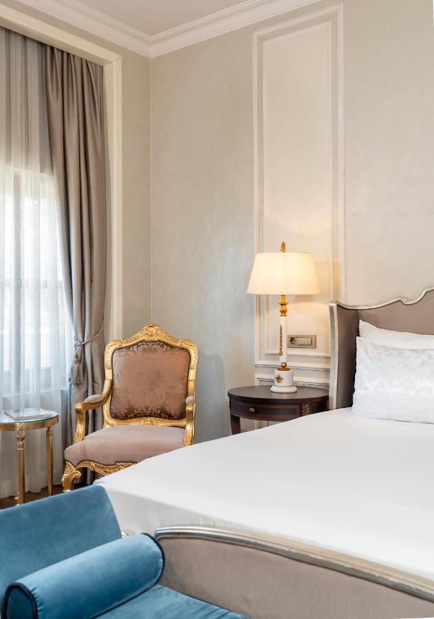 Hotel Rixos Pera Estambul Exterior foto A bedroom at the hotel