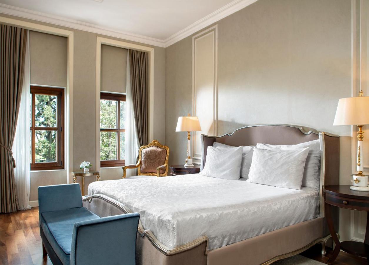 Hotel Rixos Pera Estambul Exterior foto A bedroom at the hotel