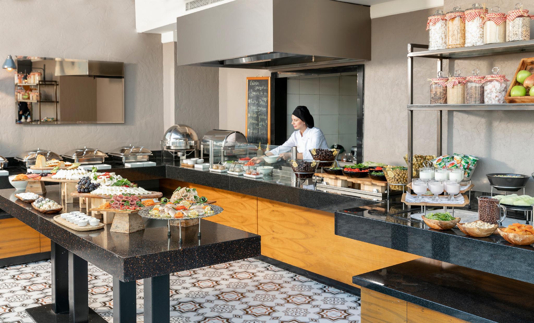 Hotel Rixos Pera Estambul Exterior foto A live kitchen at a hotel