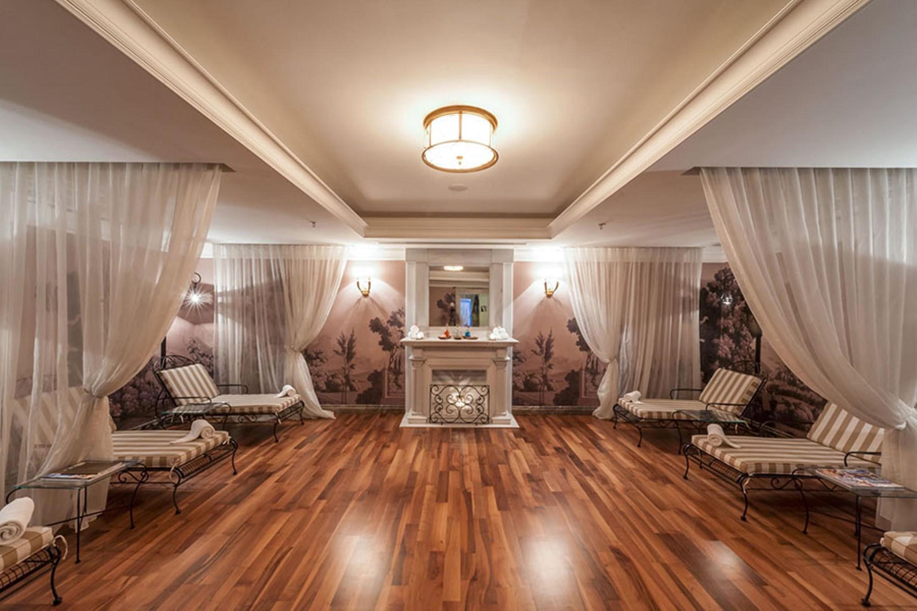 Hotel Rixos Pera Estambul Exterior foto Spa at The Westin