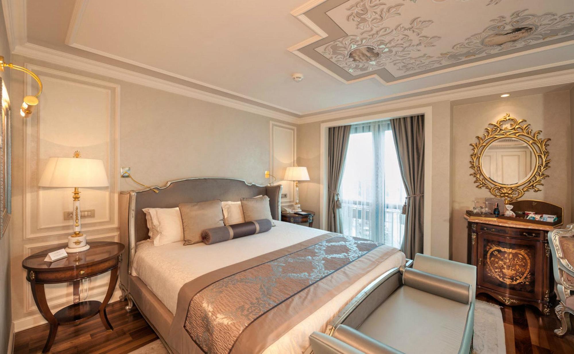 Hotel Rixos Pera Estambul Exterior foto A bedroom at the hotel