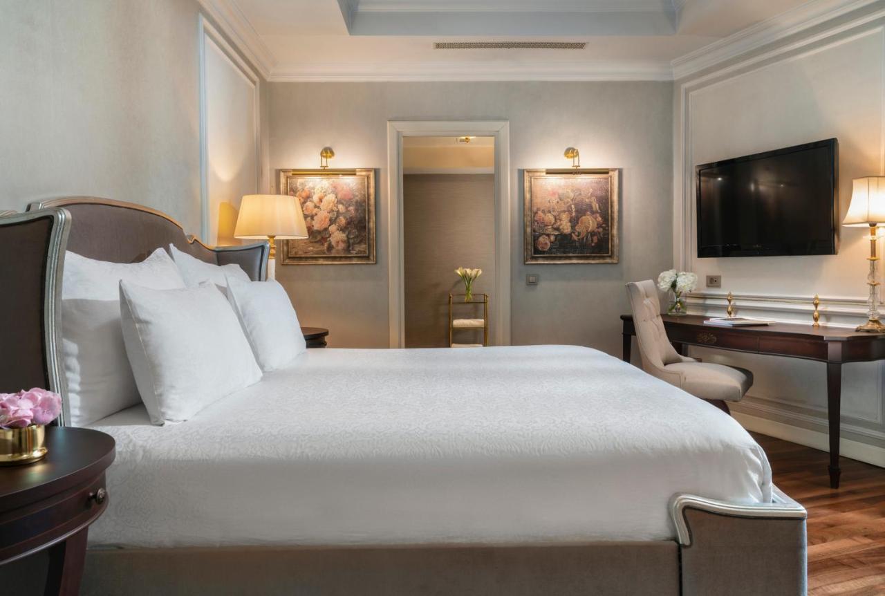 Hotel Rixos Pera Estambul Exterior foto A bedroom at the Four Seasons Hotel